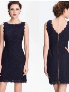 Adrianna Papell Evening Navy Scallop Lace Sheath Dress, like new, size 4